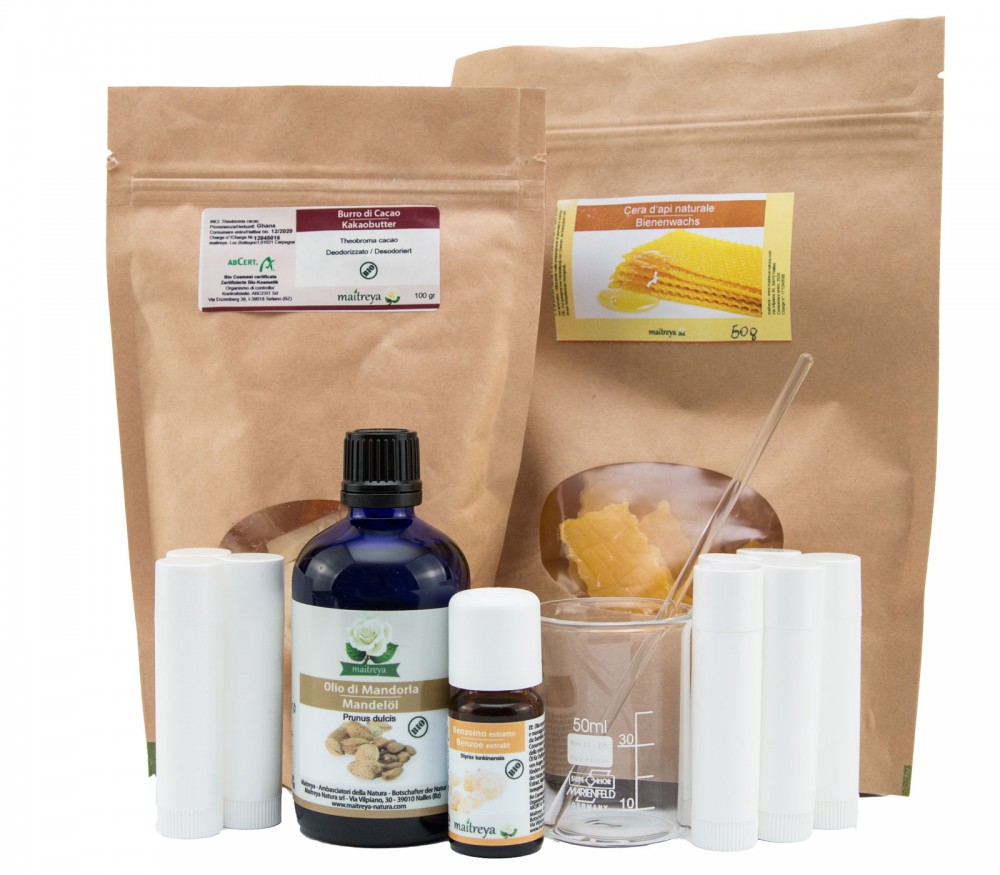 Vendita online: Kit autoproduzione per balsamo labbra Vendita online: Kit autoproduzione per balsamo labbra